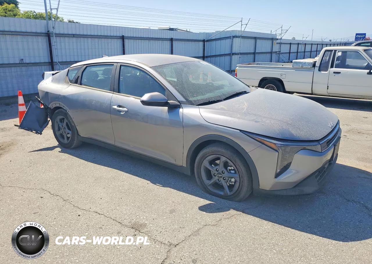 2026 Kia K4 Lxs VIN:3KPFT4DE8TE307264 - 4