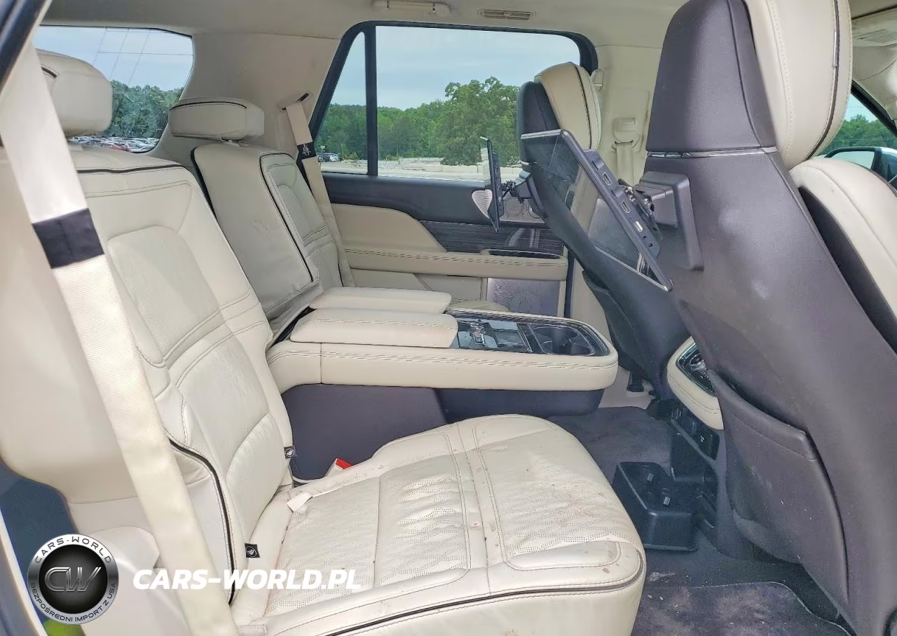 2020 Lincoln Navigator Black Label VIN:5LMJJ2TTXLEL11681 - 11