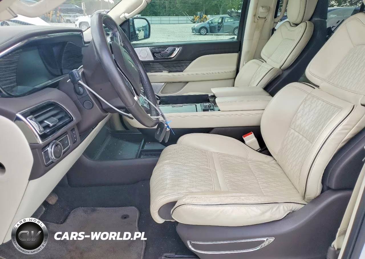 2020 Lincoln Navigator Black Label VIN:5LMJJ2TTXLEL11681 - 7