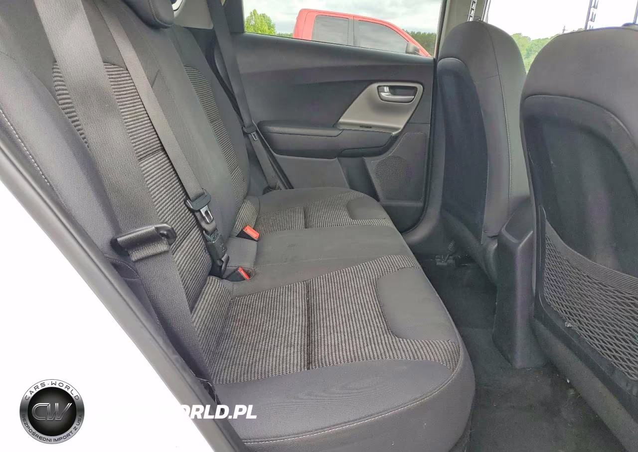 2018 Kia Niro Fe VIN:KNDCB3LC9J5203911 - 10
