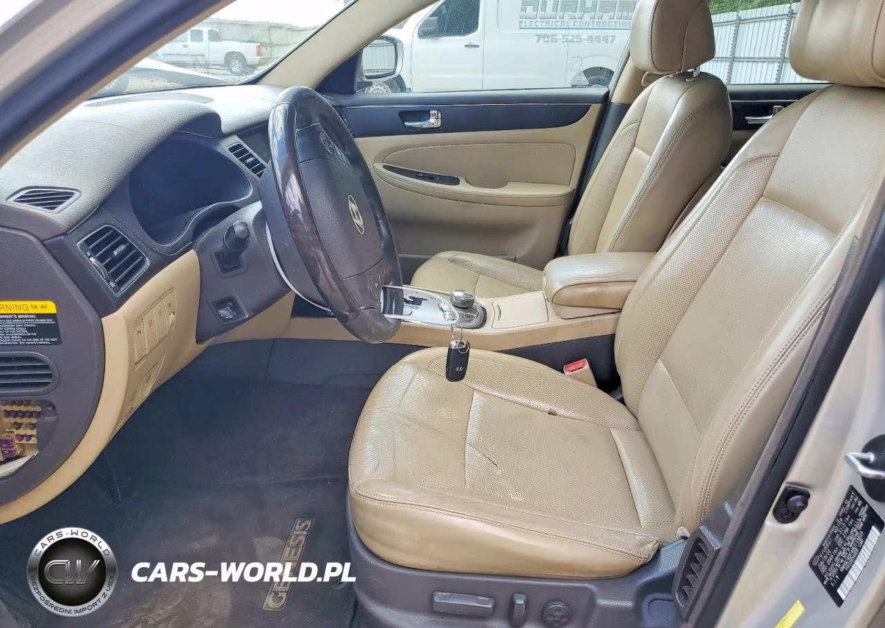 2011 Hyundai Genesis 4.6L VIN:KMHGC4DF4BU113839 - 7