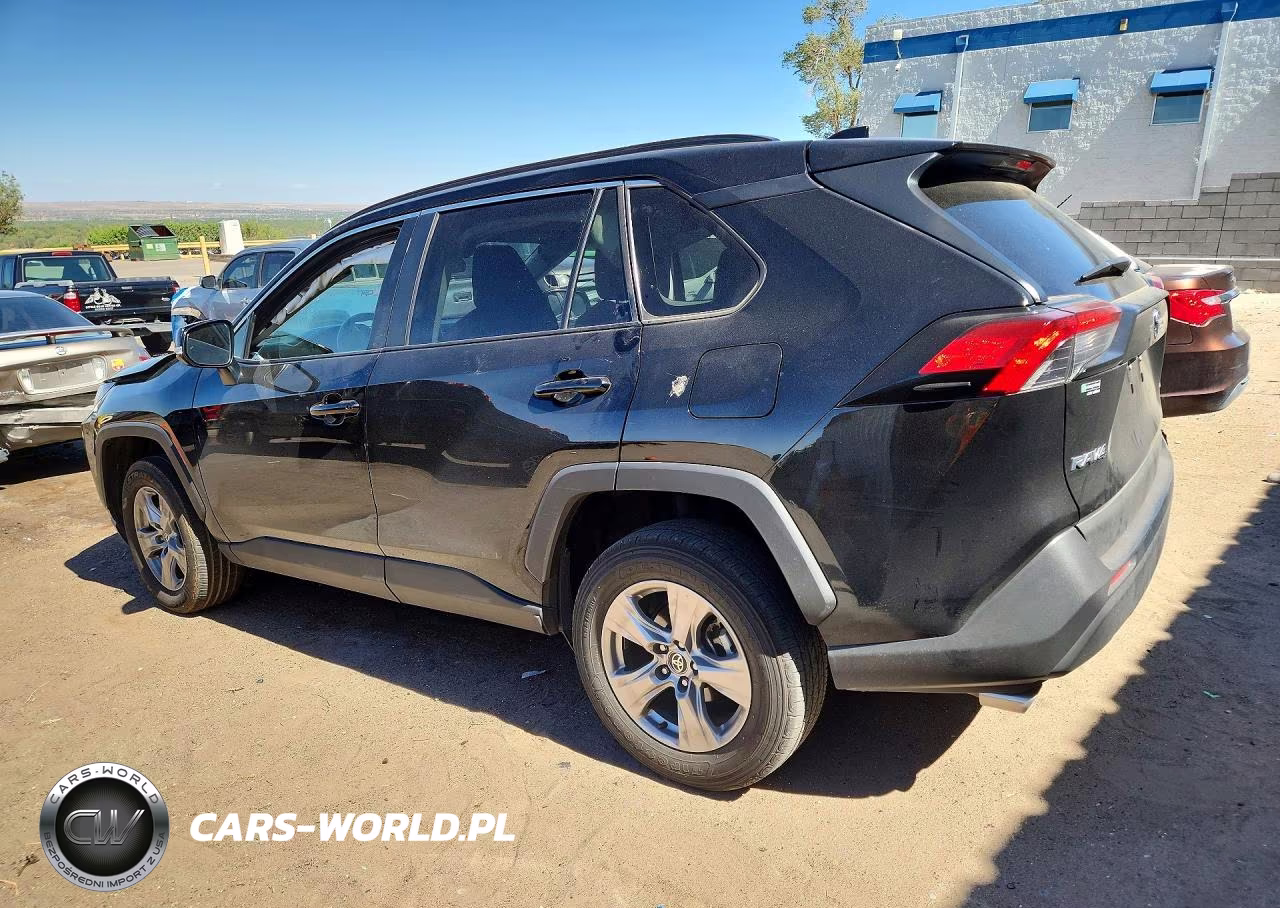 2024 Toyota Rav4 Xle VIN:2T3W1RFVXRW325696 - 2