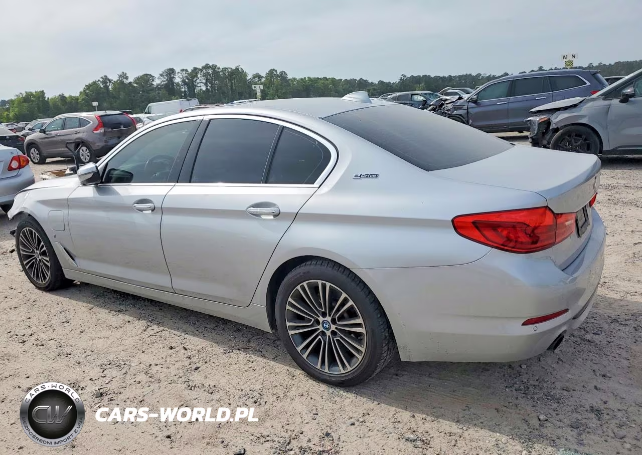 2018 BMW 530E VIN:WBAJA9C52JB252865 - 2