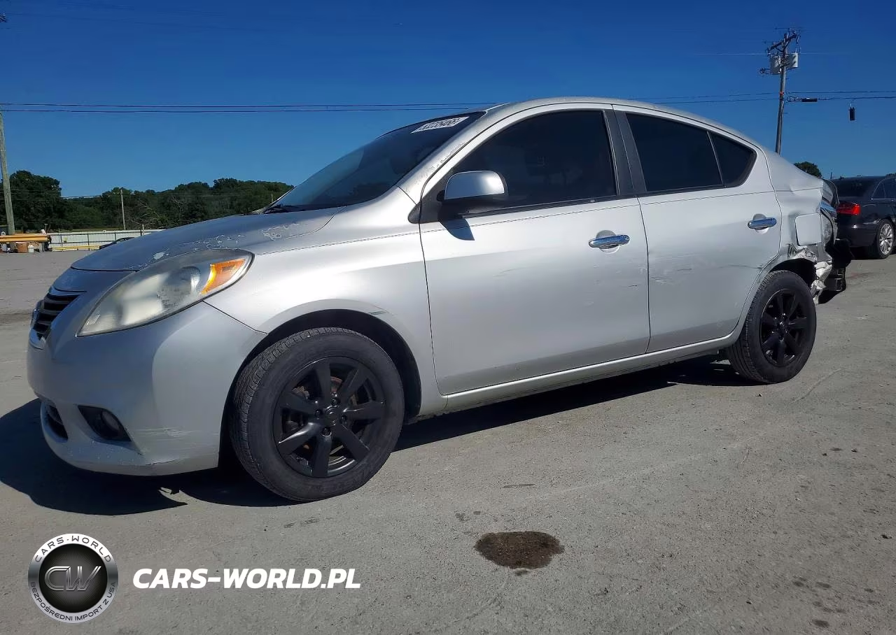 2012 Nissan Versa 1.6 S
