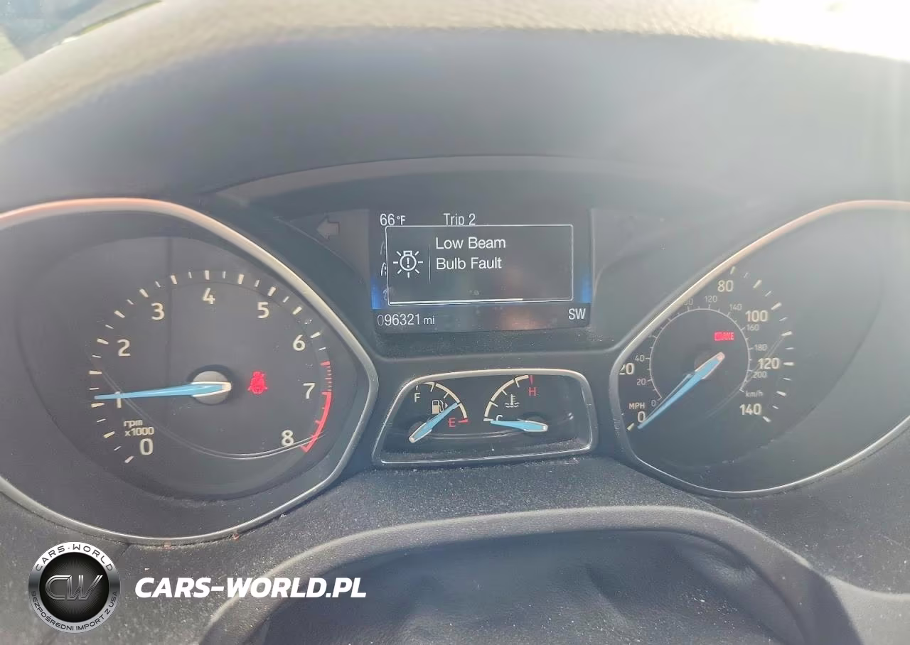 2016 Ford Focus Se VIN:1FADP3KE4GL240108 - 9