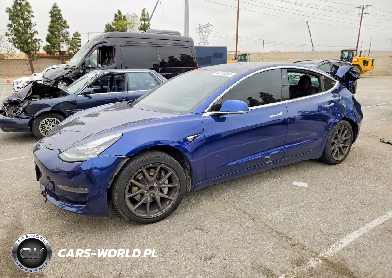 2019 Tesla 3 – zdjęcie 1 z 12