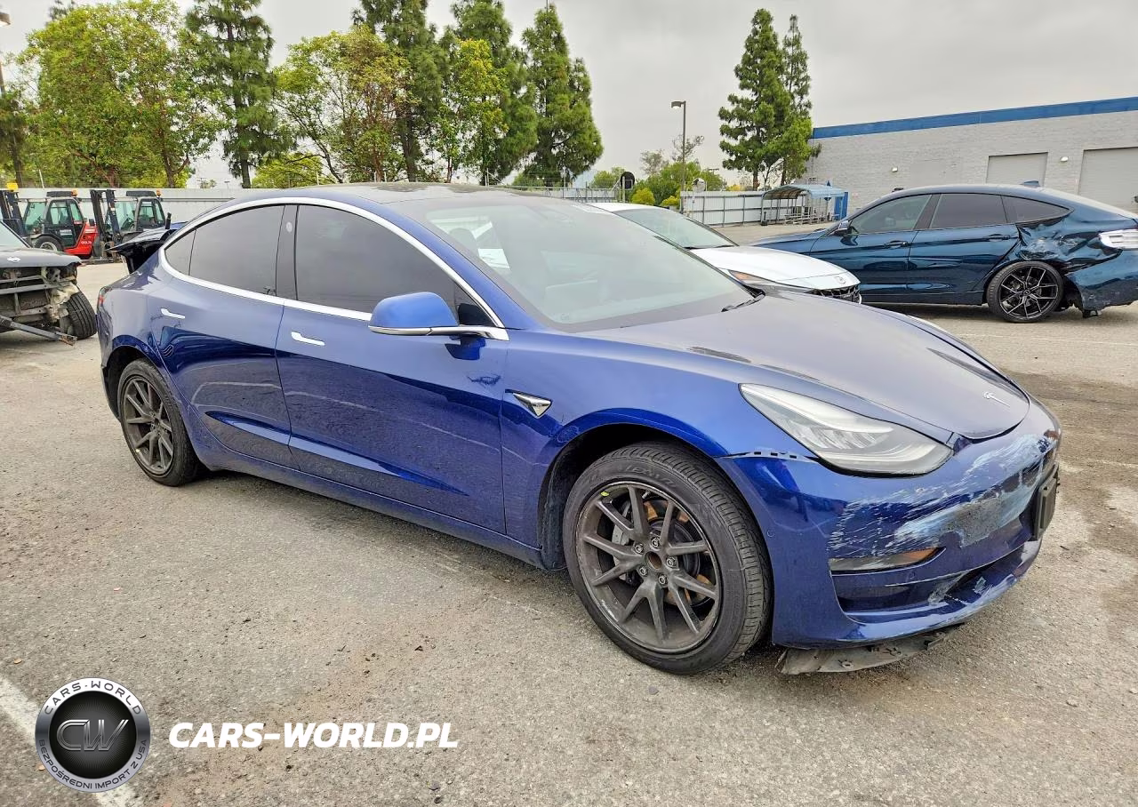 2019 Tesla 3 VIN:5YJ3E1EA9KF411844 - 4