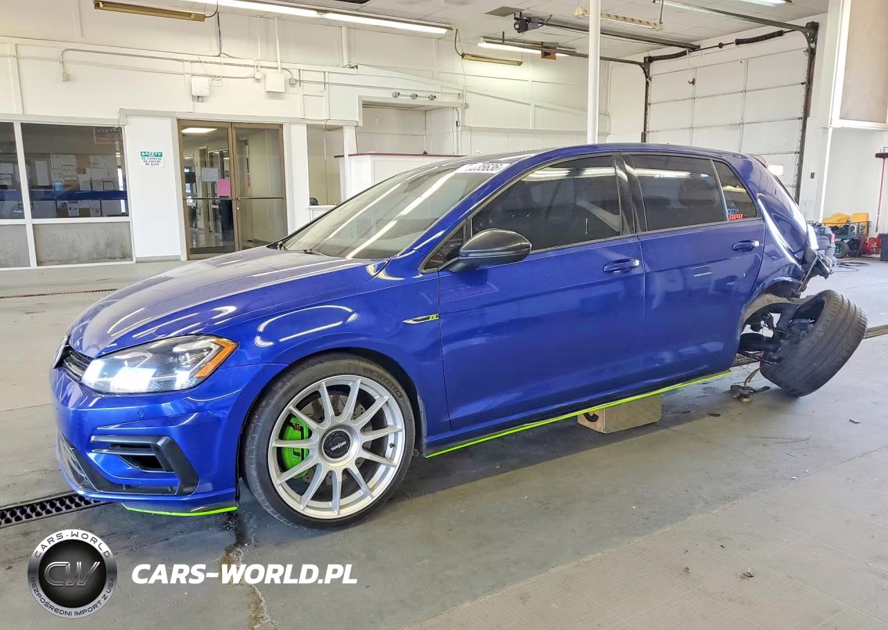 2019 Volkswagen Golf R