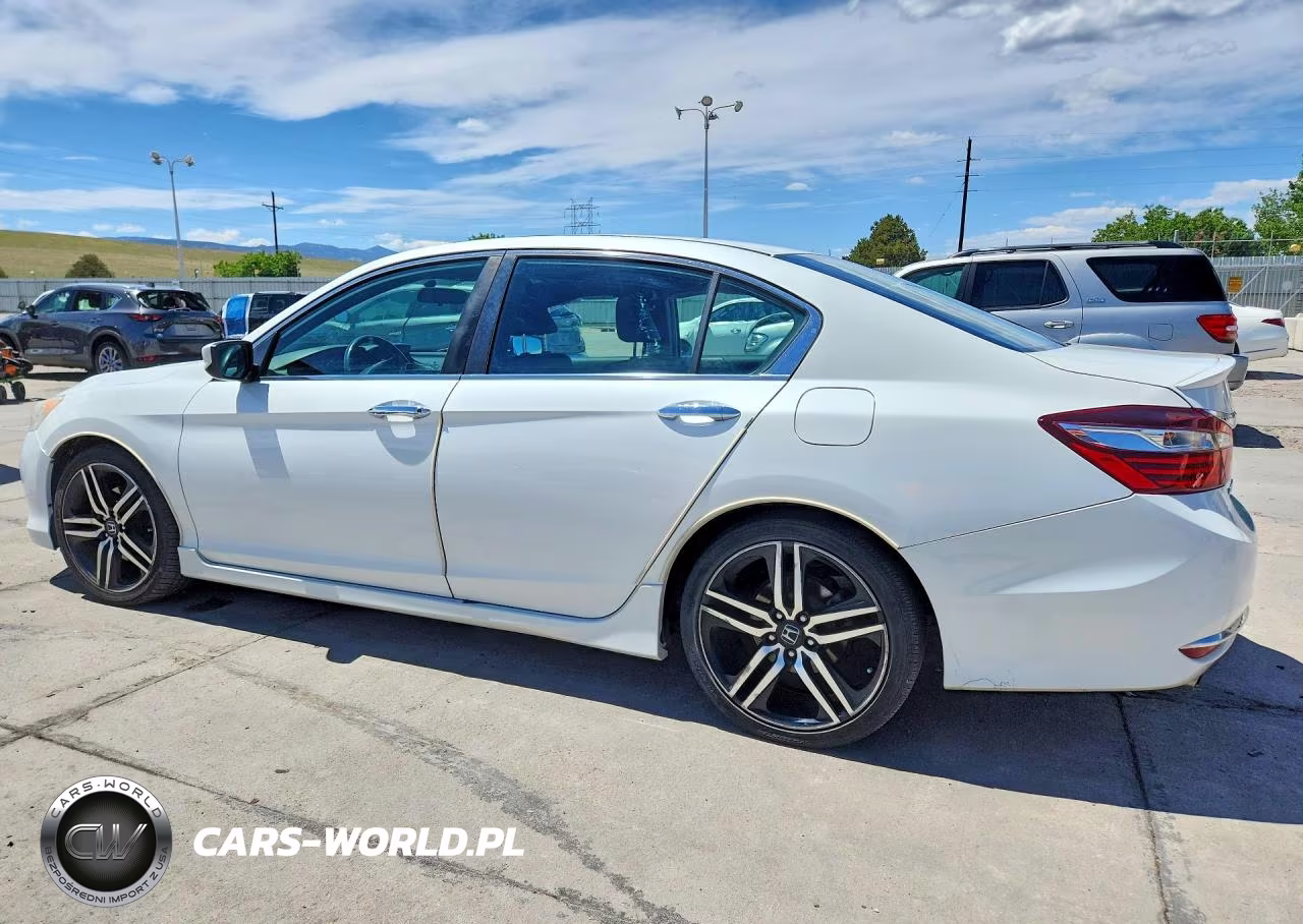 2017 Honda Accord Sport VIN:1HGCR2F5XHA078830 - 2