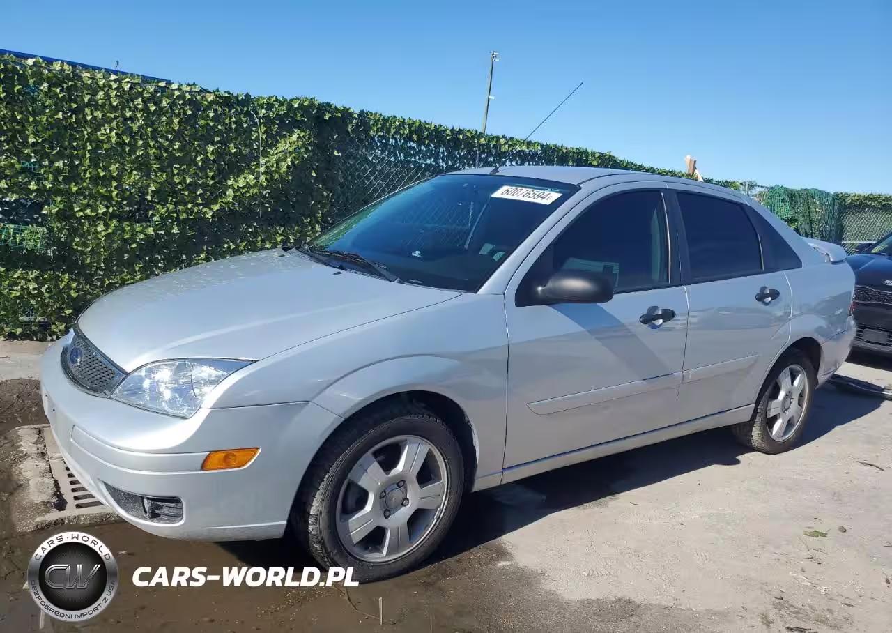 2006 FORD FOCUS ZX4
