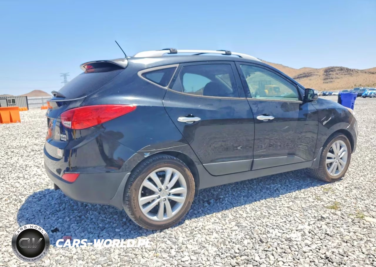 2011 Hyundai Tucson Limited VIN:KM8JU3AC5BU292402 - 3