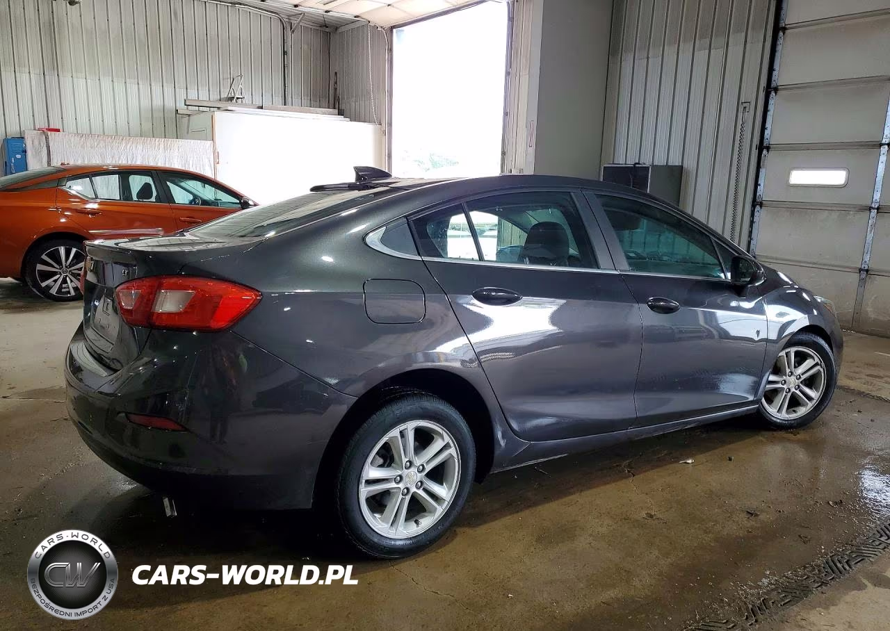 2016 Chevrolet Cruze Lt VIN:1G1BE5SM9G7323061 - 3