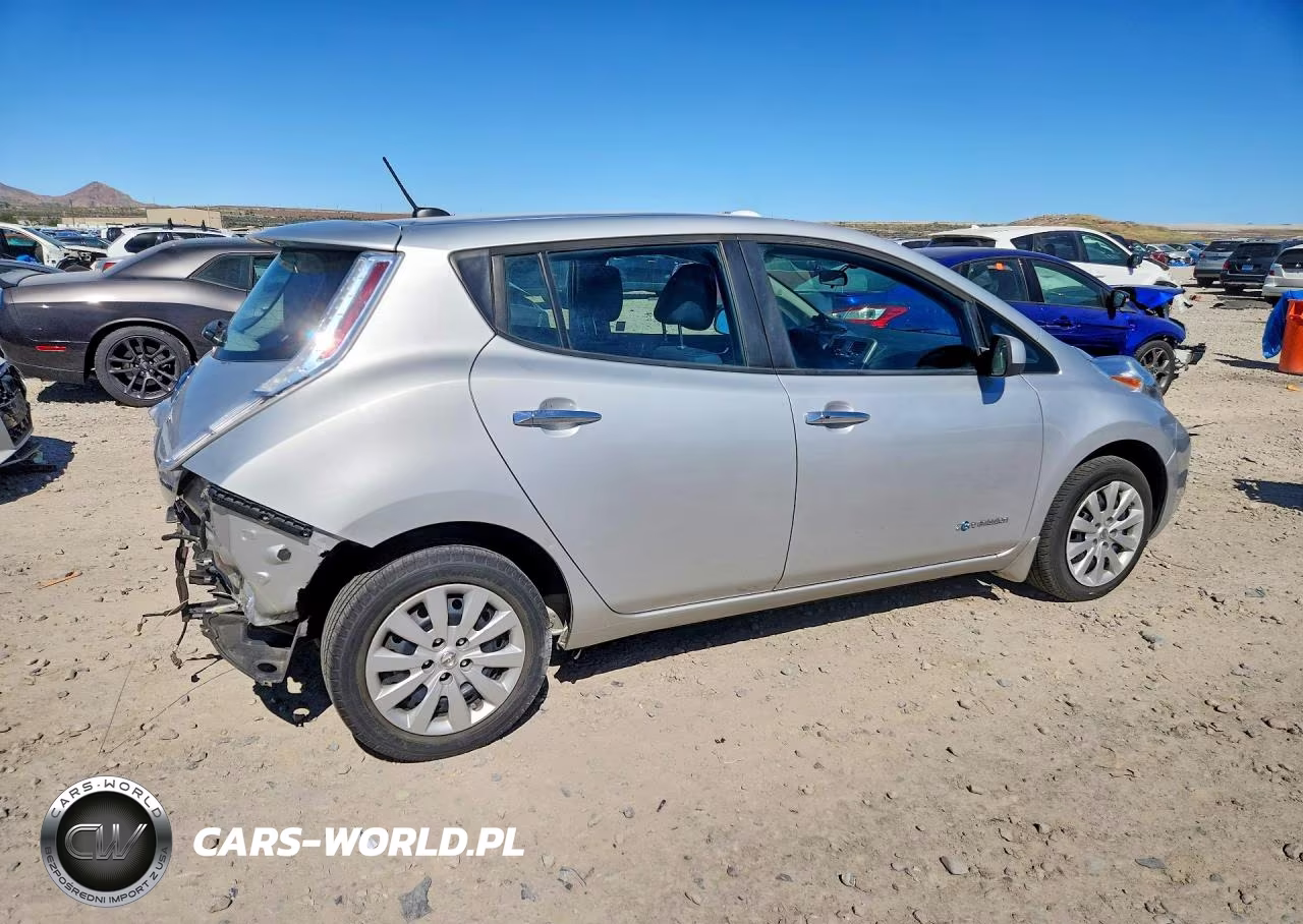 2017 Nissan Leaf S VIN:1N4BZ0CP7HC308239 - 3