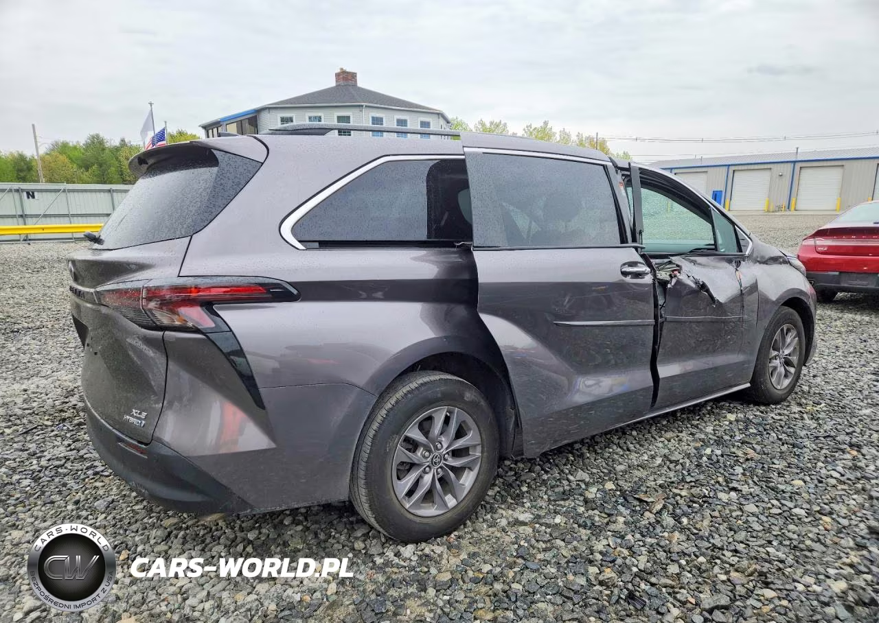 2023 Toyota Sienna Xle VIN:5TDJSKFC4PS099134 - 3
