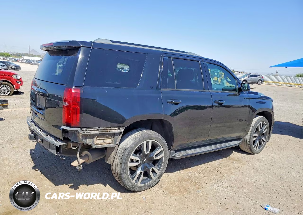 2019 Chevrolet Tahoe C1500 Lt VIN:1GNSCBKC9KR122669 - 3