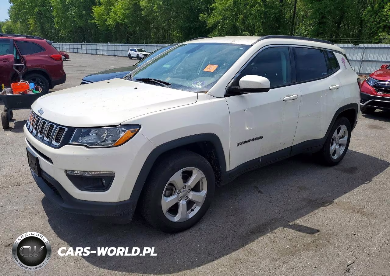 2018 Jeep Compass Latitude – zdjęcie 1 z 13