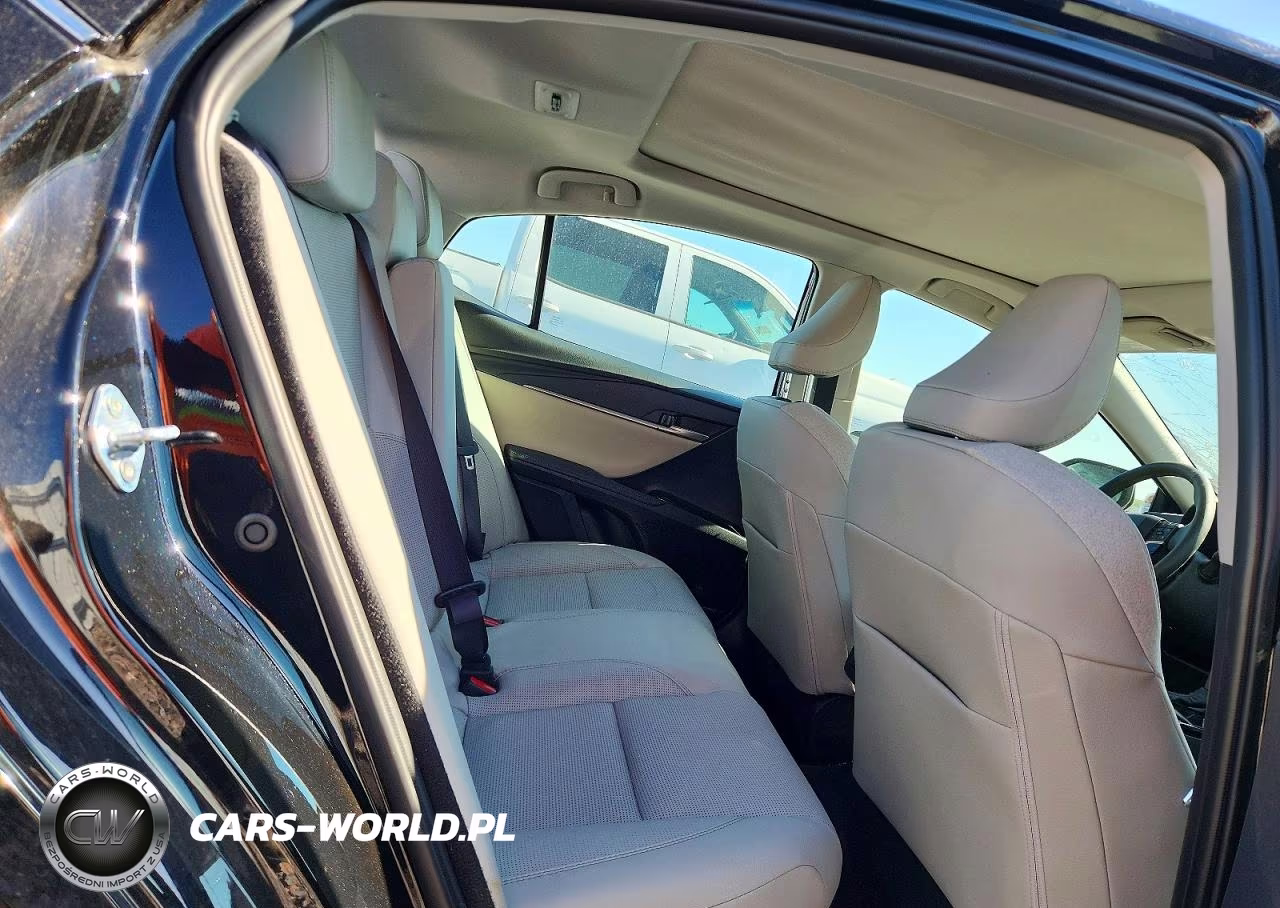 2026 Toyota Camry Xle VIN:4T1DBADK7TU045913 - 10
