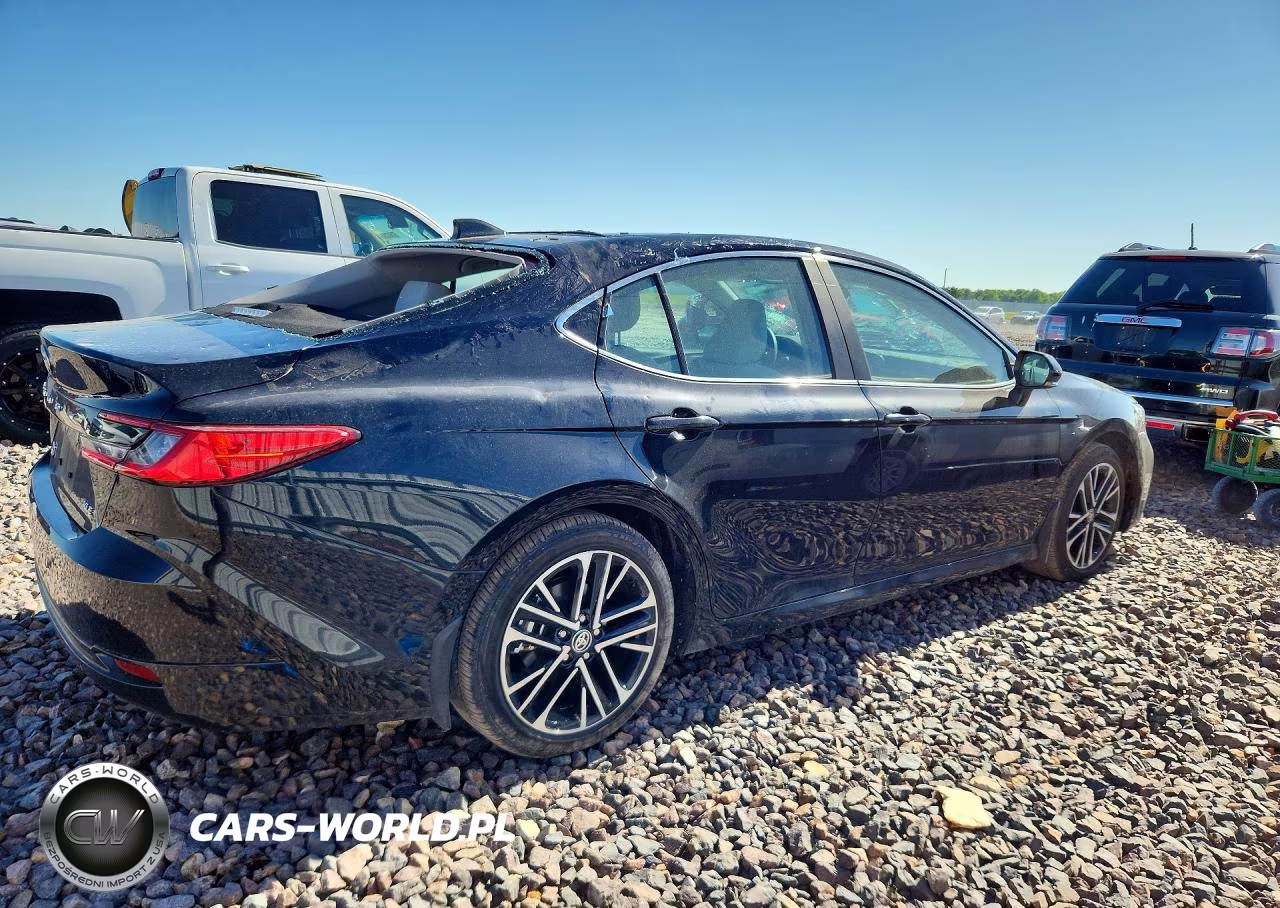 2026 Toyota Camry Xle VIN:4T1DBADK7TU045913 - 3