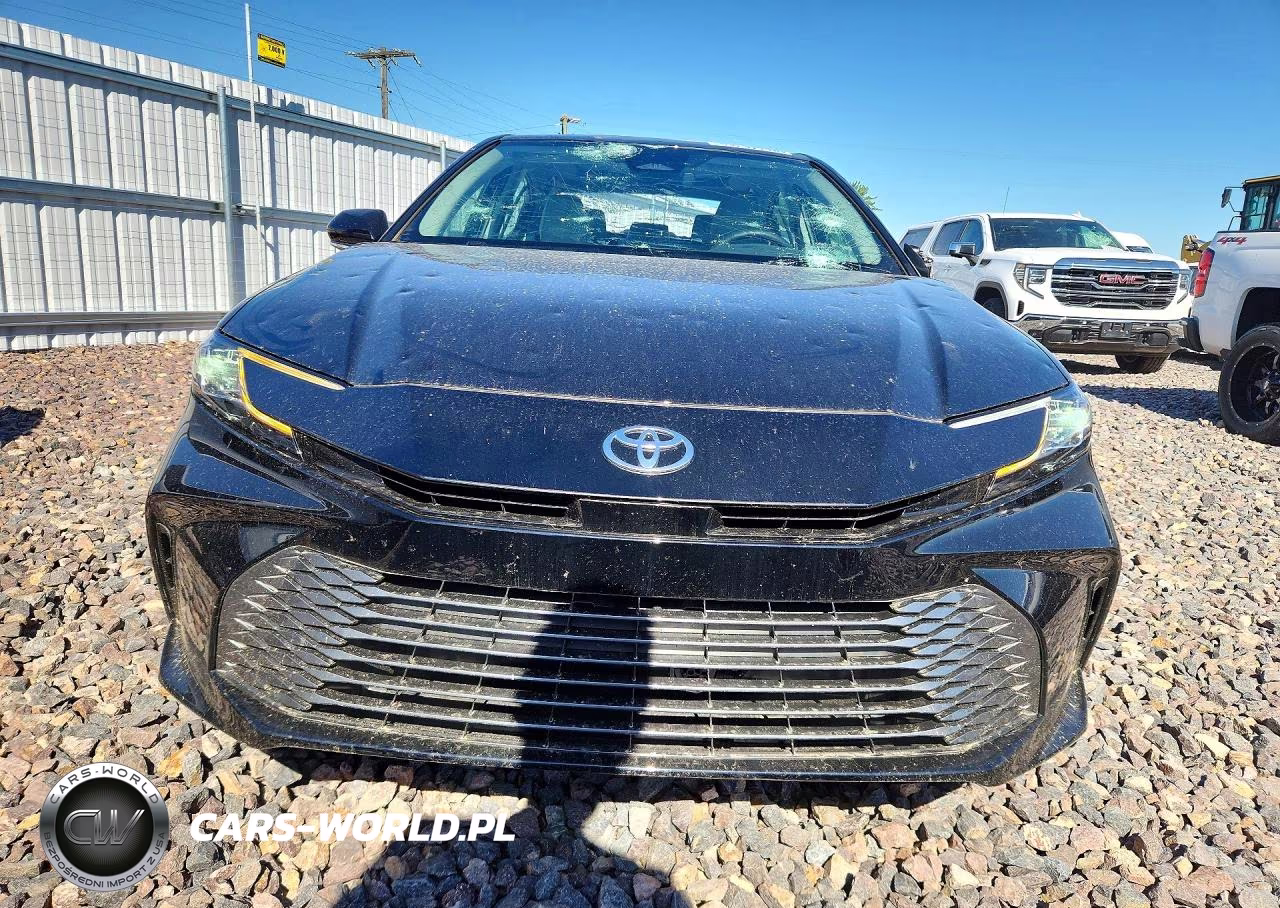 2026 Toyota Camry Xle VIN:4T1DBADK7TU045913 - 5