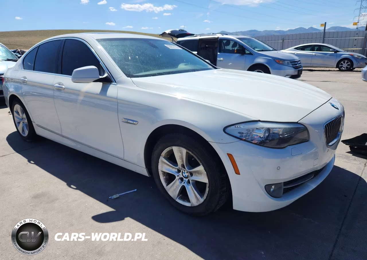 2012 BMW 528 I VIN:WBAXG5C5XCDW24039 - 4