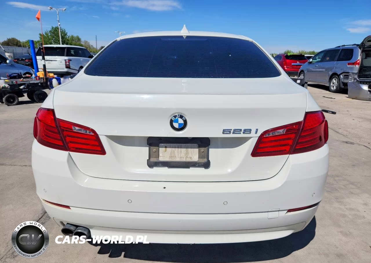 2012 BMW 528 I VIN:WBAXG5C5XCDW24039 - 6