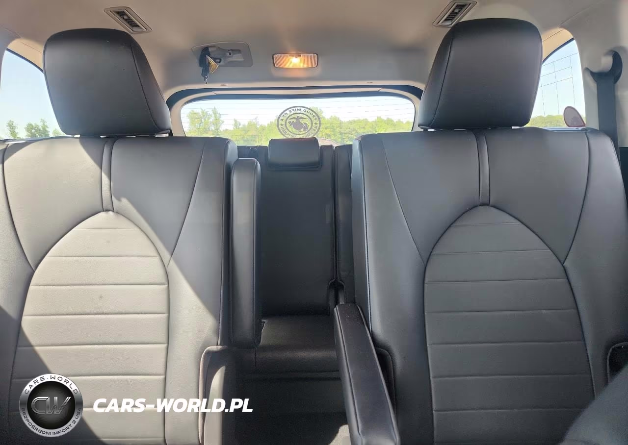 2020 Toyota Highlander Xle VIN:5TDHZRAH9LS512617 - 10