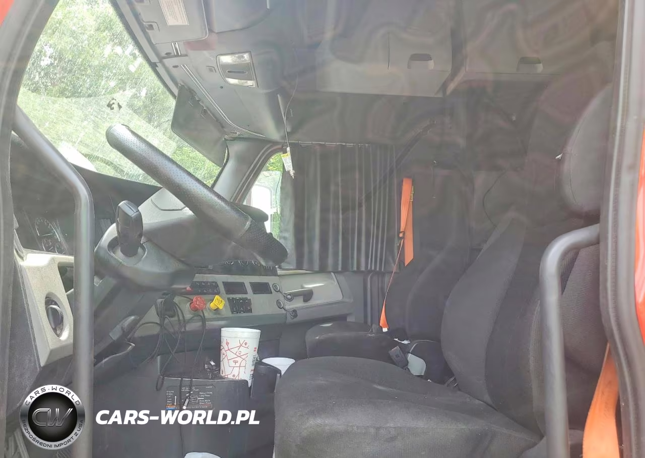 2020 Freightliner Cascadia 126 Semi Truck VIN:3AKJHHDR0LSLX2846 - 6