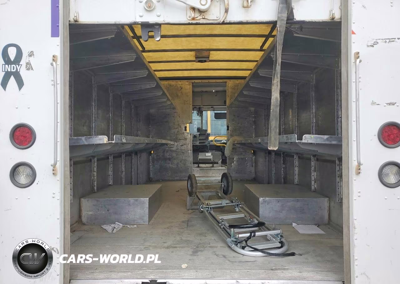 2020 Ford F59 Delivery Truck VIN:1F65F5KN2L0A15052 - 10
