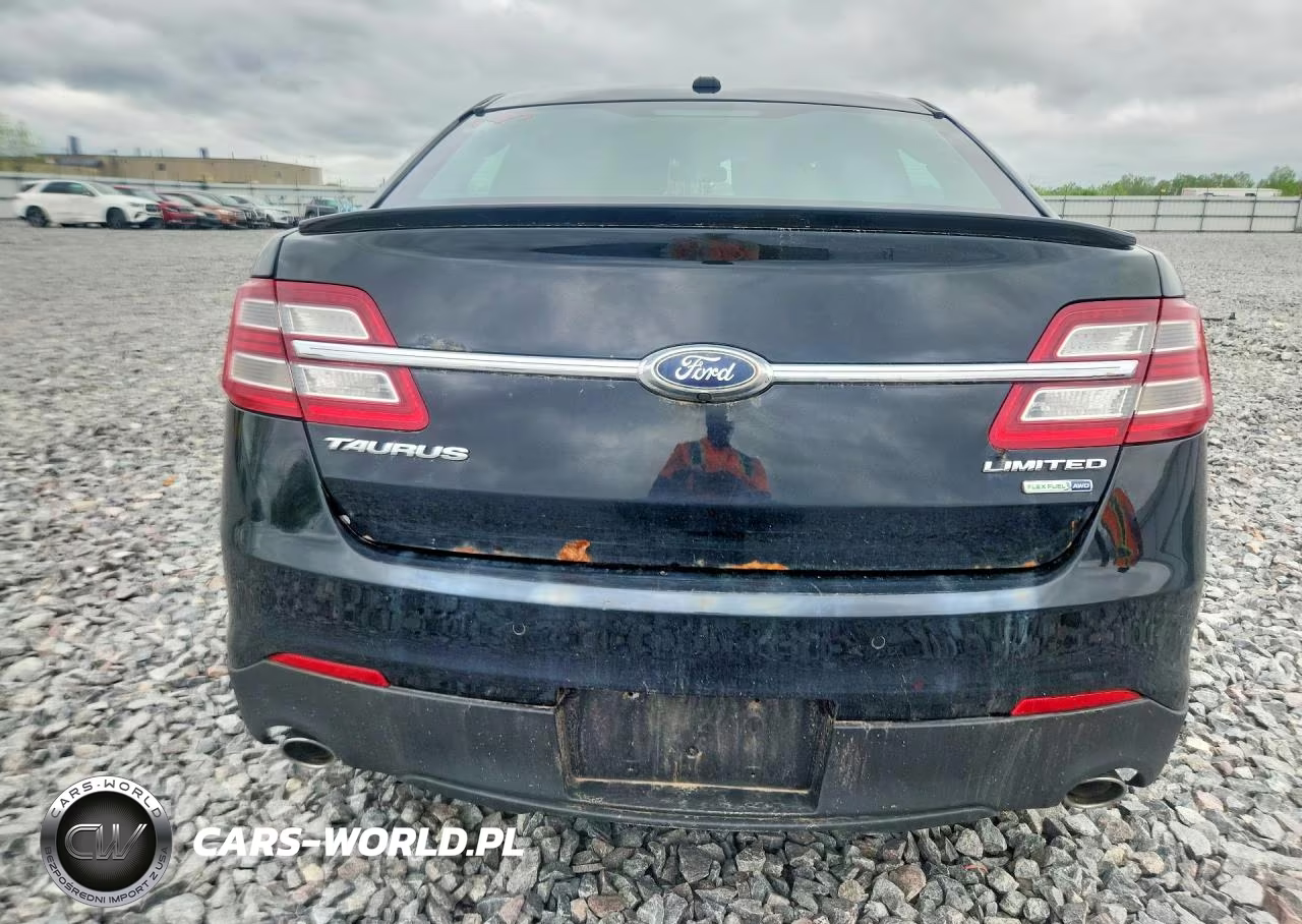 2017 Ford Taurus Limited VIN:1FAHP2J82HG128344 - 6