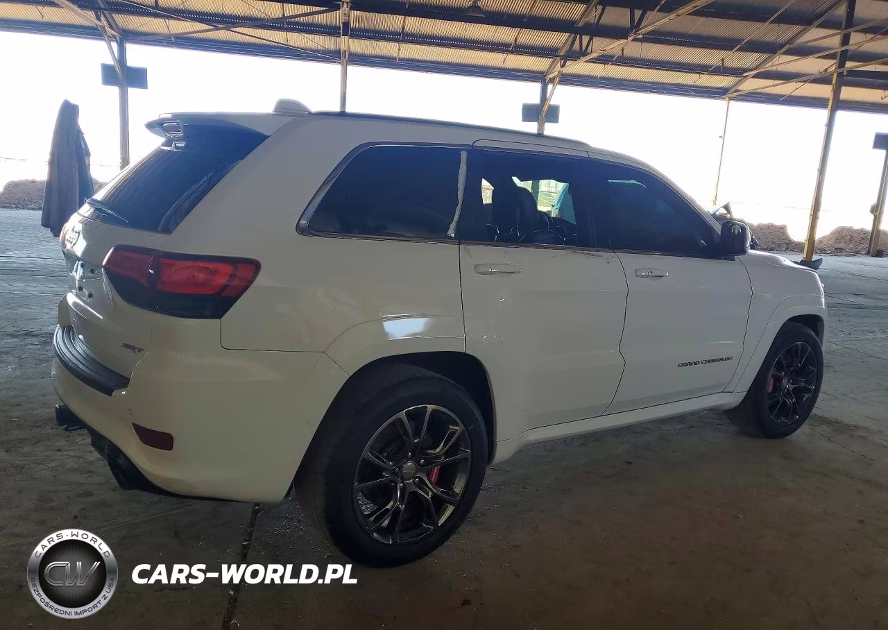 2015 Jeep Grand Cherokee Srt-8 VIN:1C4RJFDJ0FC662646 - 3