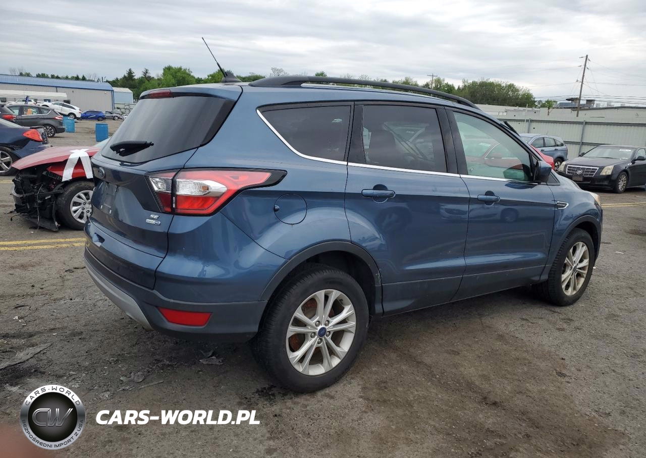 2018 Ford Escape Se VIN:1FMCU9GD2JUB66475 - 3