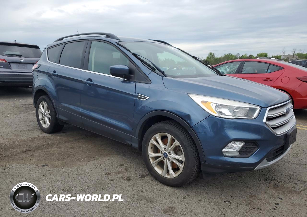 2018 Ford Escape Se VIN:1FMCU9GD2JUB66475 - 4