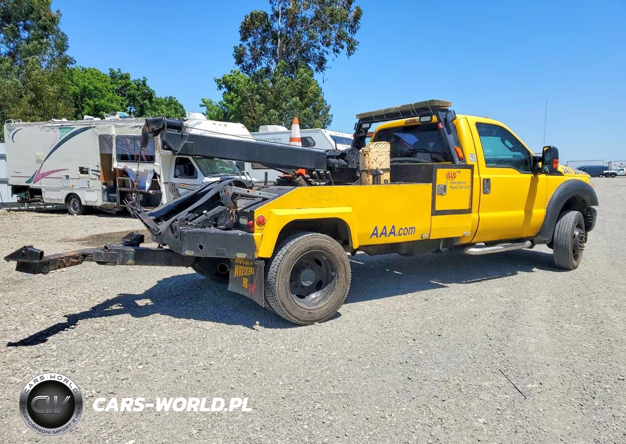 2012 Ford F550 Super Duty VIN:1FDUF5GT5CEA13309 - 3