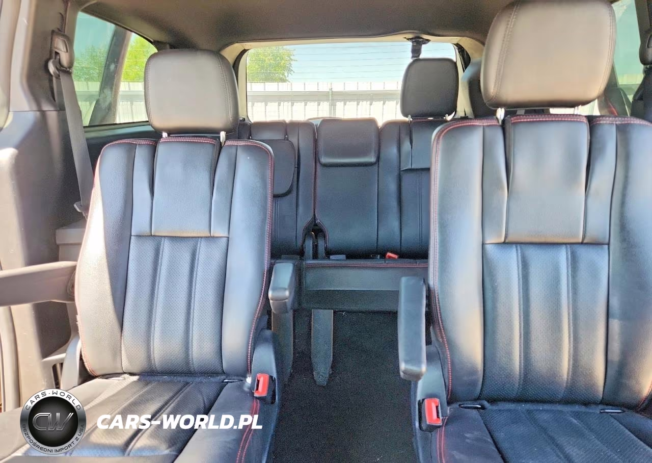 2019 Dodge Grand Caravan Gt VIN:2C4RDGEG9KR518577 - 10