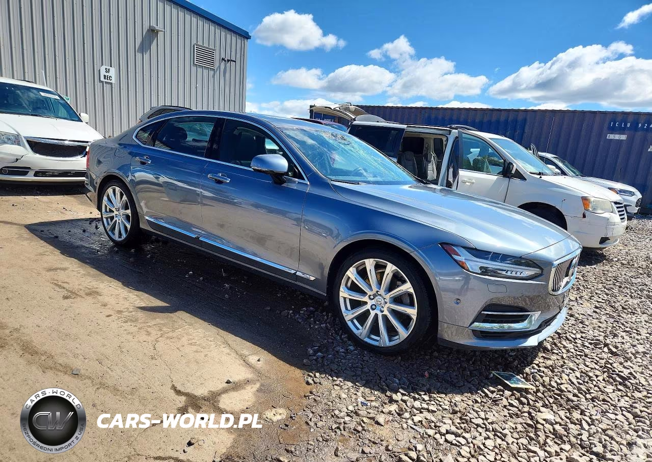 2018 Volvo S90 T8 Inscription VIN:LVYBC0AL9JP035873 - 4