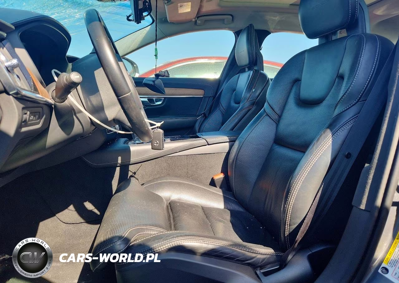 2018 Volvo S90 T8 Inscription VIN:LVYBC0AL9JP035873 - 7