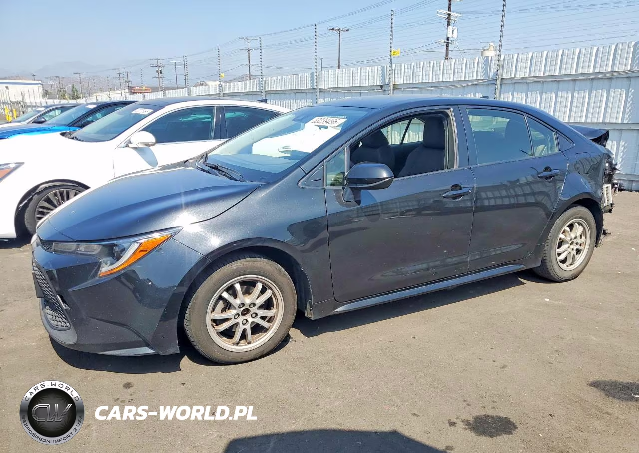 2022 Toyota Corolla Le – zdjęcie 1 z 12