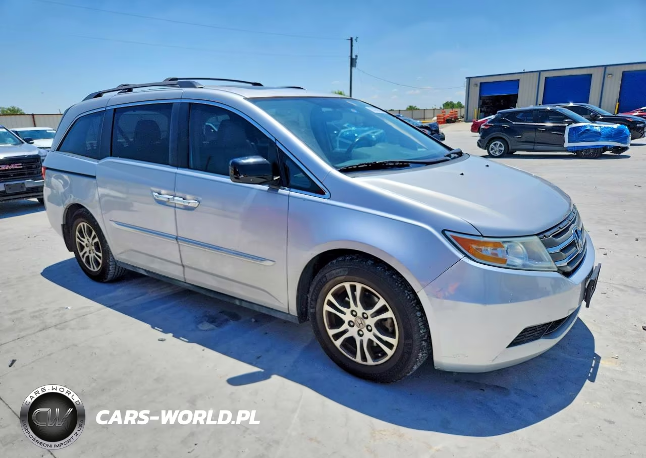 2013 Honda Odyssey Exl VIN:5FNRL5H67DB041172 - 4