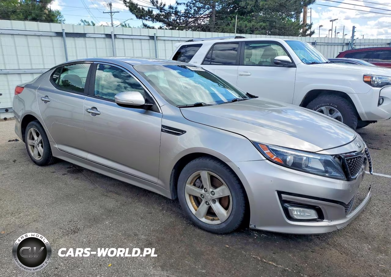 2015 Kia Optima Lx VIN:KNAGM4A7XF5546061 - 4