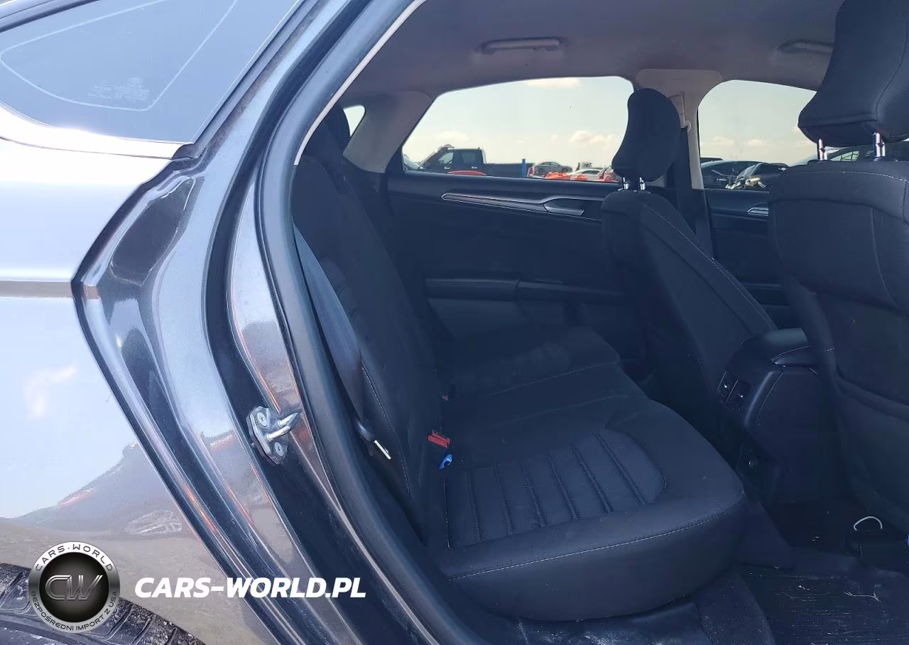 2018 Ford Fusion Se VIN:3FA6P0HD9JR211539 - 10