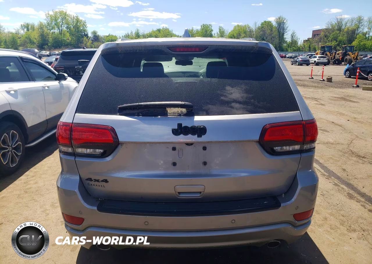 2015 Jeep Grand Cherokee Laredo VIN:1C4RJFAG5FC924136 - 6