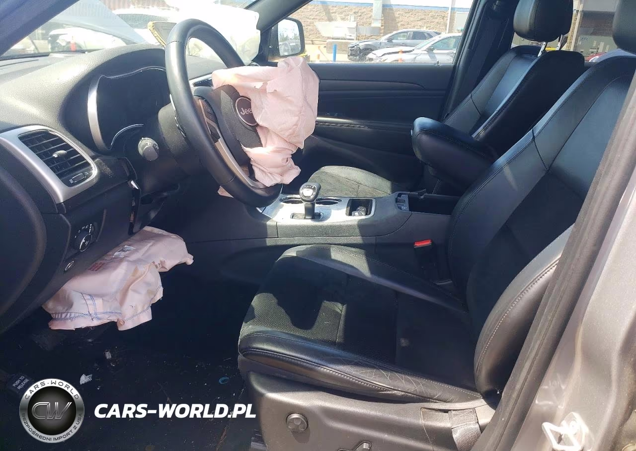2015 Jeep Grand Cherokee Laredo VIN:1C4RJFAG5FC924136 - 7