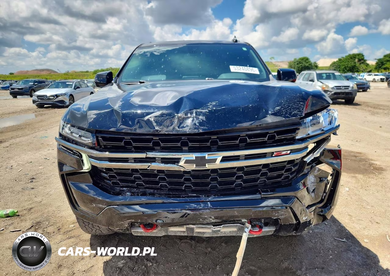 2021 Chevrolet Suburban K1500 Z71 VIN:1GNSKDKD5MR376924 - 5