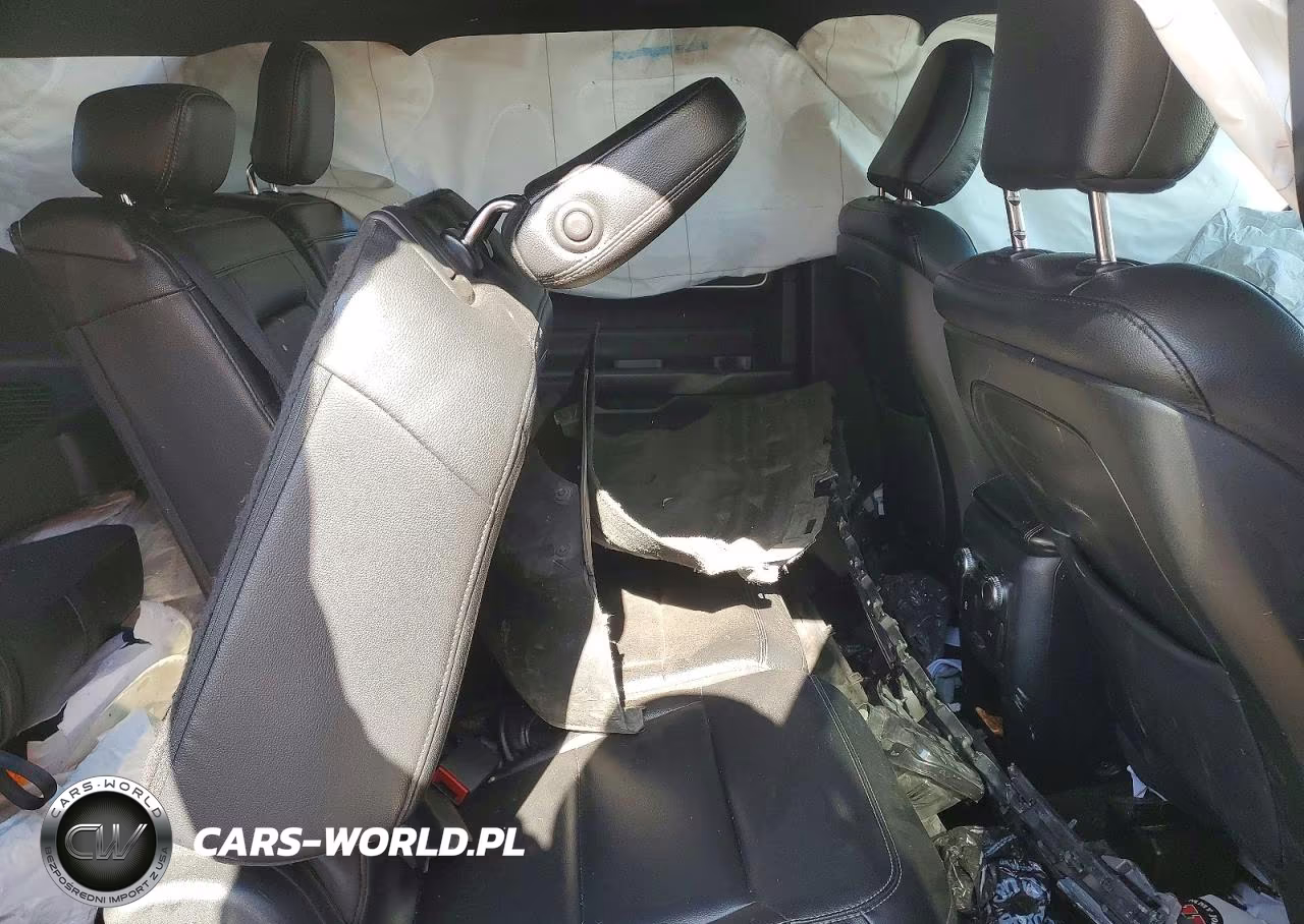 2020 Ford Explorer Xlt VIN:1FMSK7DH1LGB27102 - 10