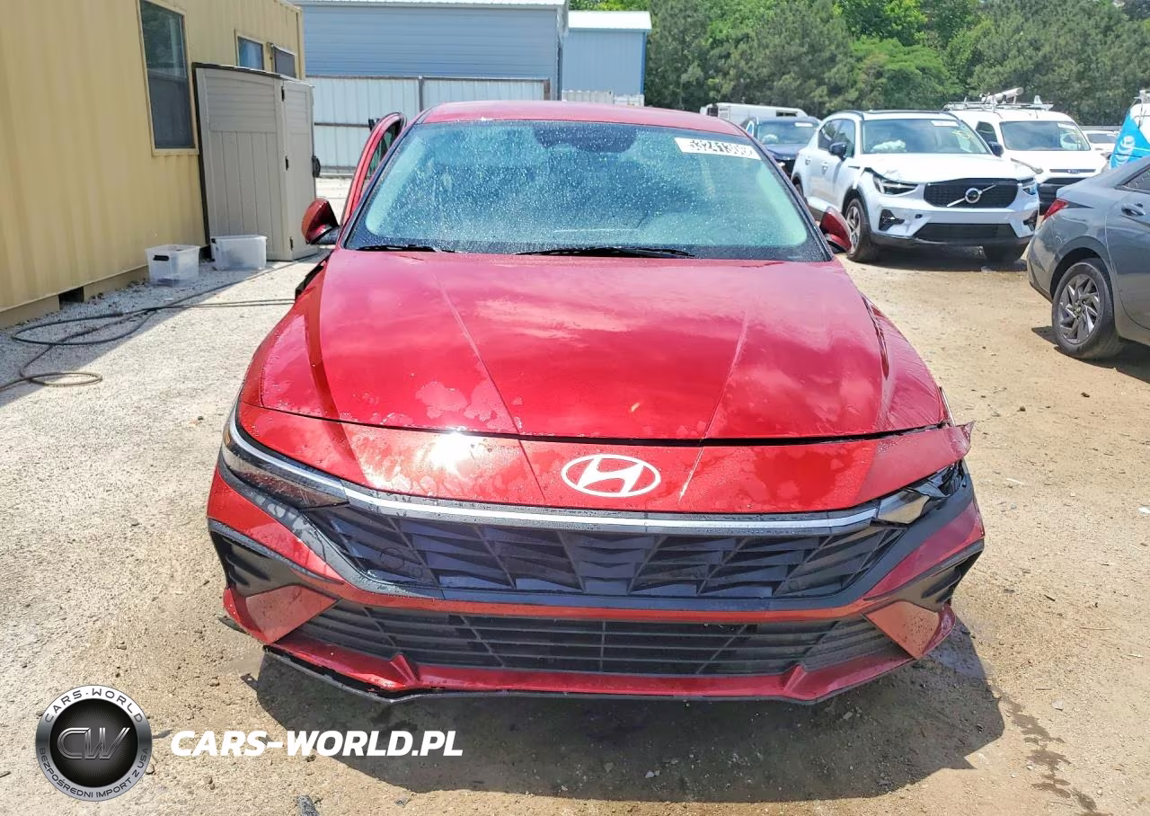 2026 Hyundai Elantra Se VIN:KMHLL4DG7TU104089 - 5