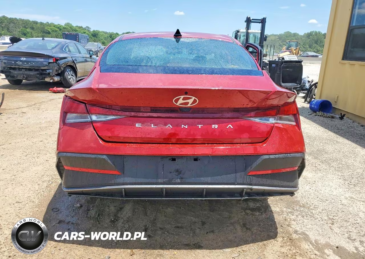 2026 Hyundai Elantra Se VIN:KMHLL4DG7TU104089 - 6