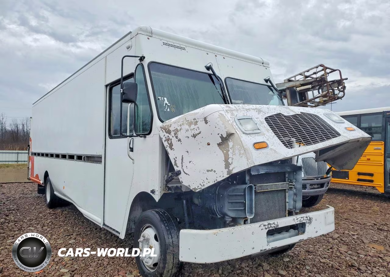 2014 Freightliner Chassis M Line Walk-In Van VIN:4UZAC3DV2ECFW4420 - 4