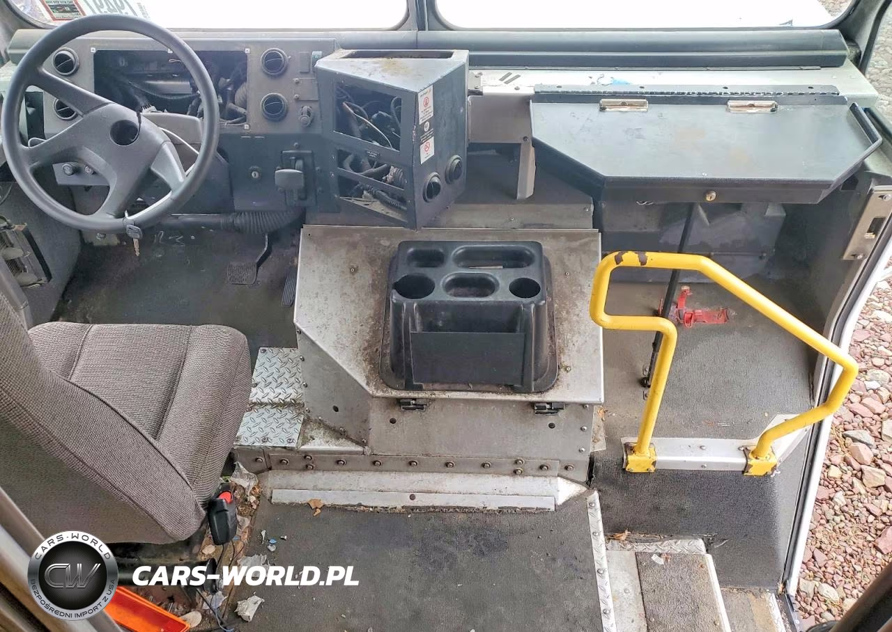 2014 Freightliner Chassis M Line Walk-In Van VIN:4UZAC3DV2ECFW4420 - 8