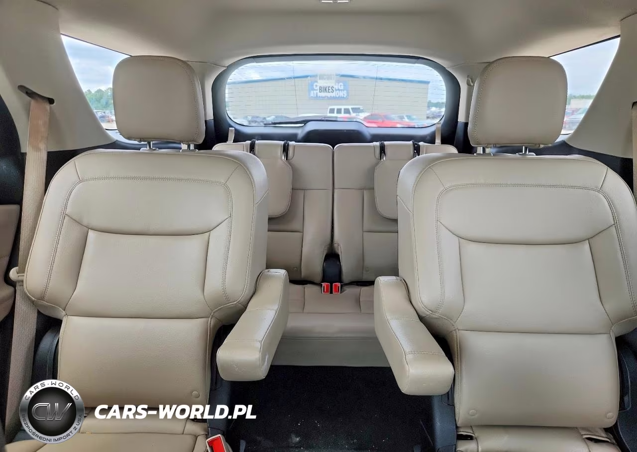 2020 Ford Explorer Xlt VIN:1FMSK7DHXLGB00657 - 10