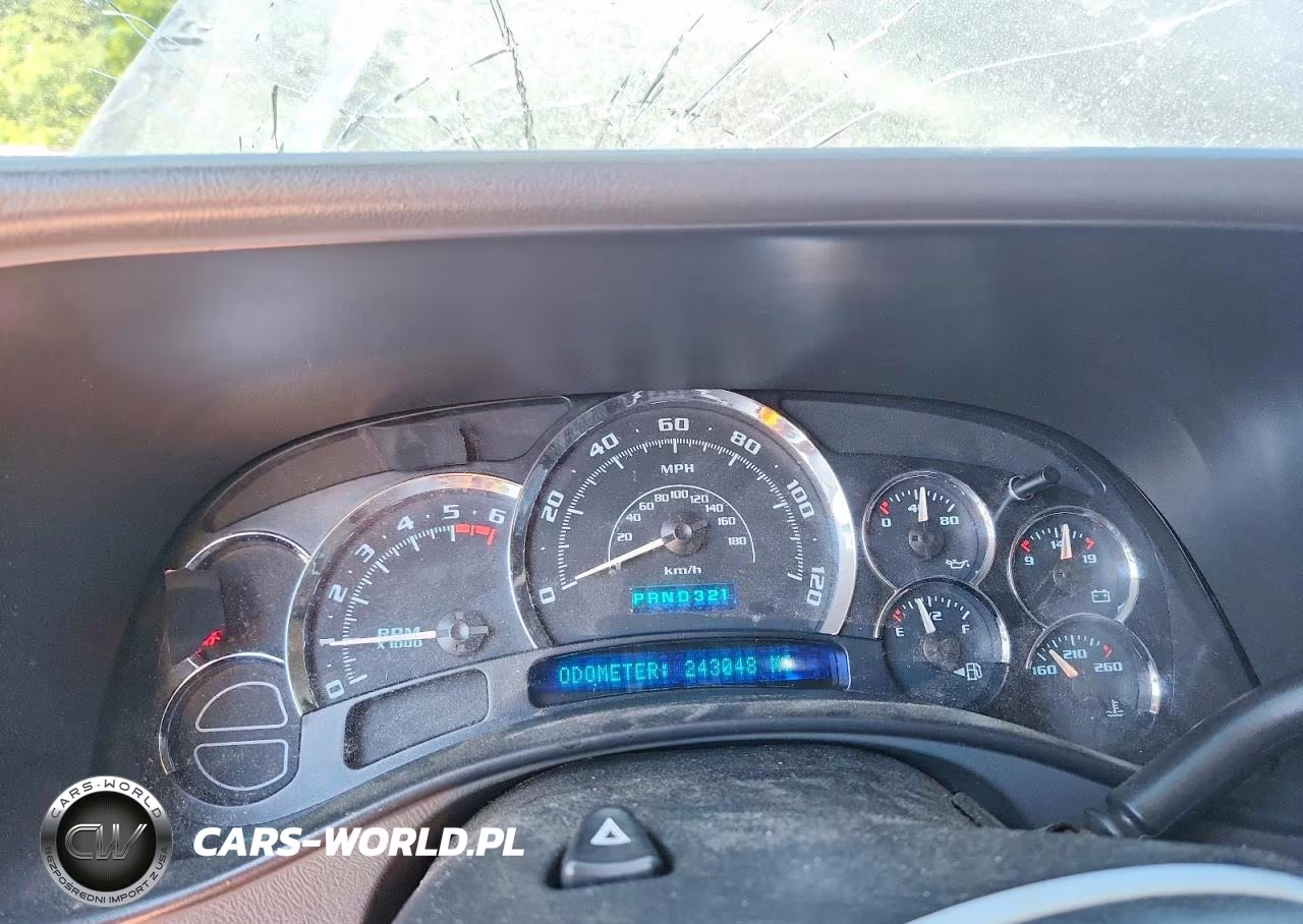 2003 Chevrolet Silverado C1500 VIN:2GCEC19T631287577 - 9